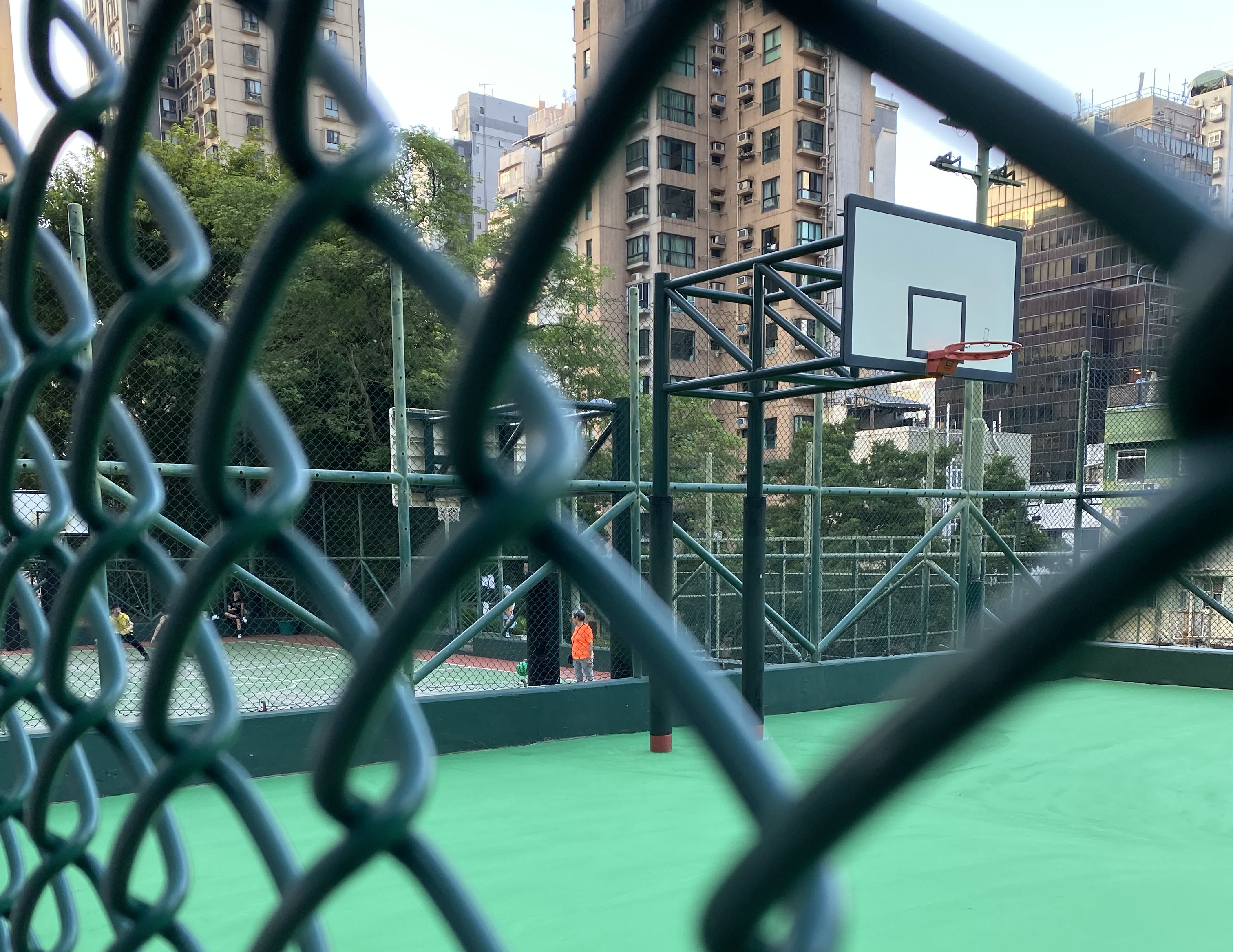 `ballaholic̊CO1Xuballaholic HONG KONGvI[vI