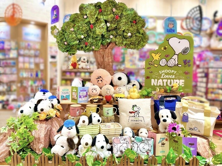 gSNOOPY Loves NATUREhe[}ɑS1,200X܂Q@us[ibcÂReXg2023vܓX܌I