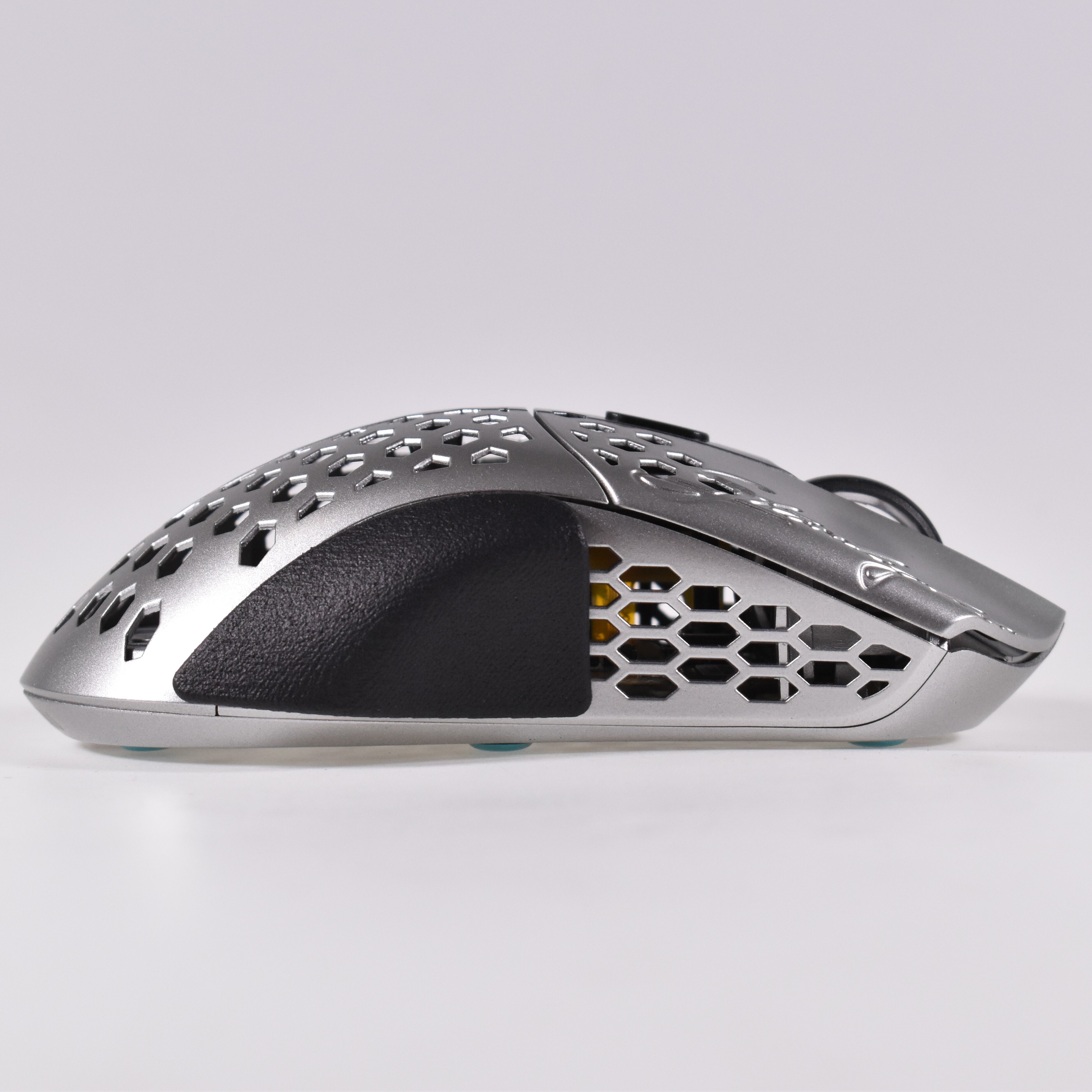 yViz}EXɎtČ`啝ɕωnTech Fit for Finalmouse S sizeV[Y̔Jn