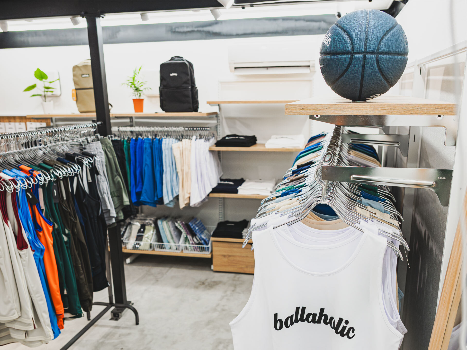 ballaholicvf[X@oXPłR[LOXy[Xuballaholic Hub FUKUOKAvI[vI