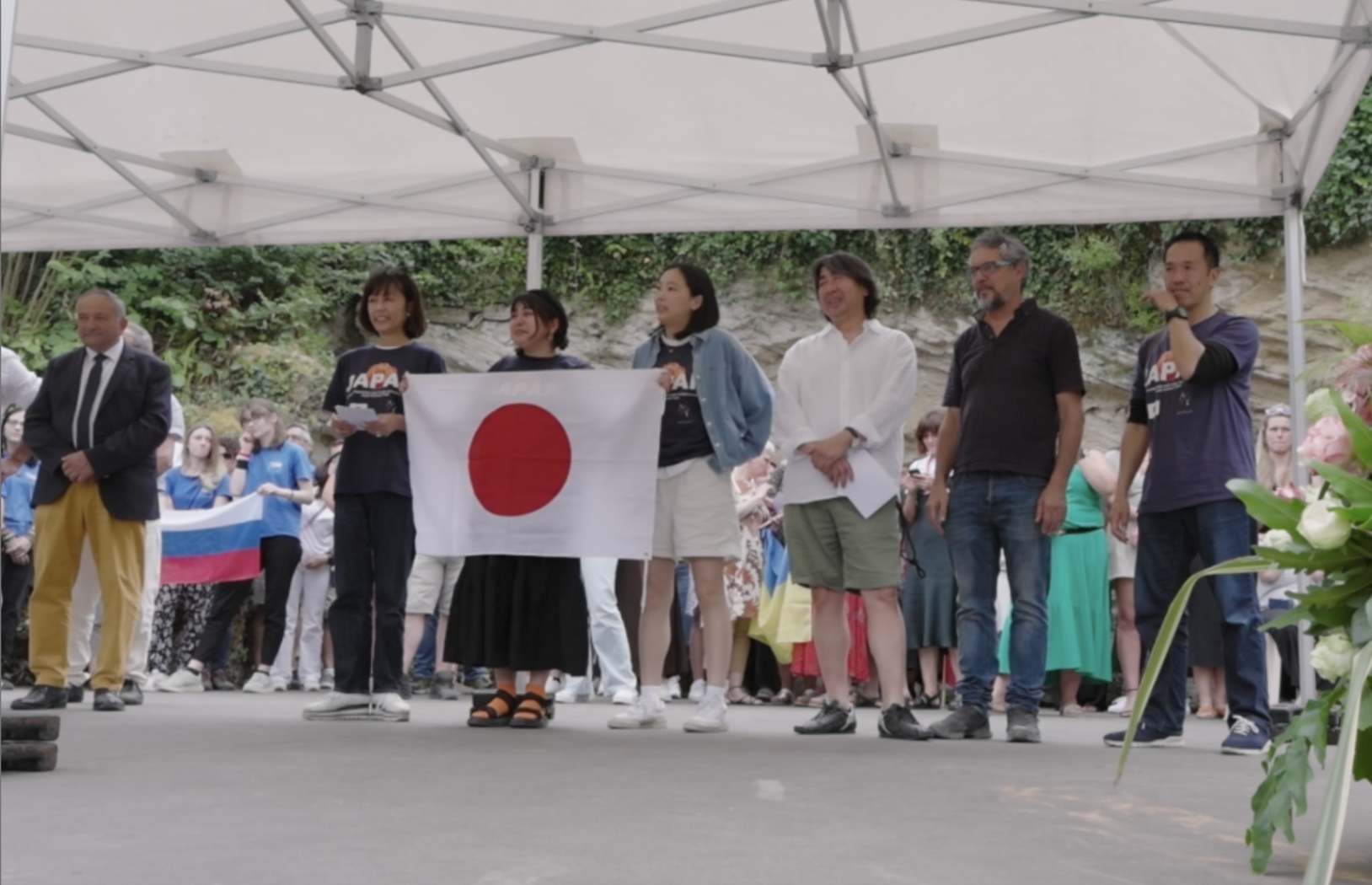 Flower Art Award in TOKYO MIDTOWNŗDGi܍ASAKOAtXŊJÂꂽԂ̐EŃOv܁I