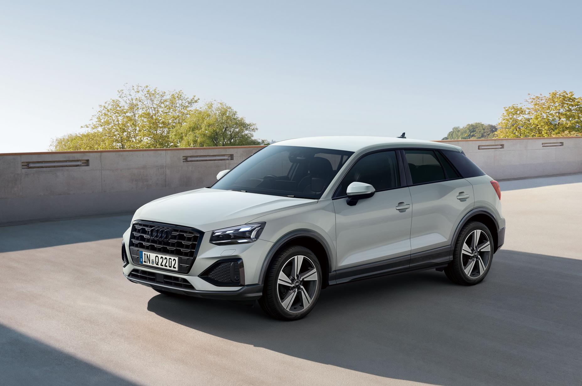 胂f Audi Q2 urban chic edition \