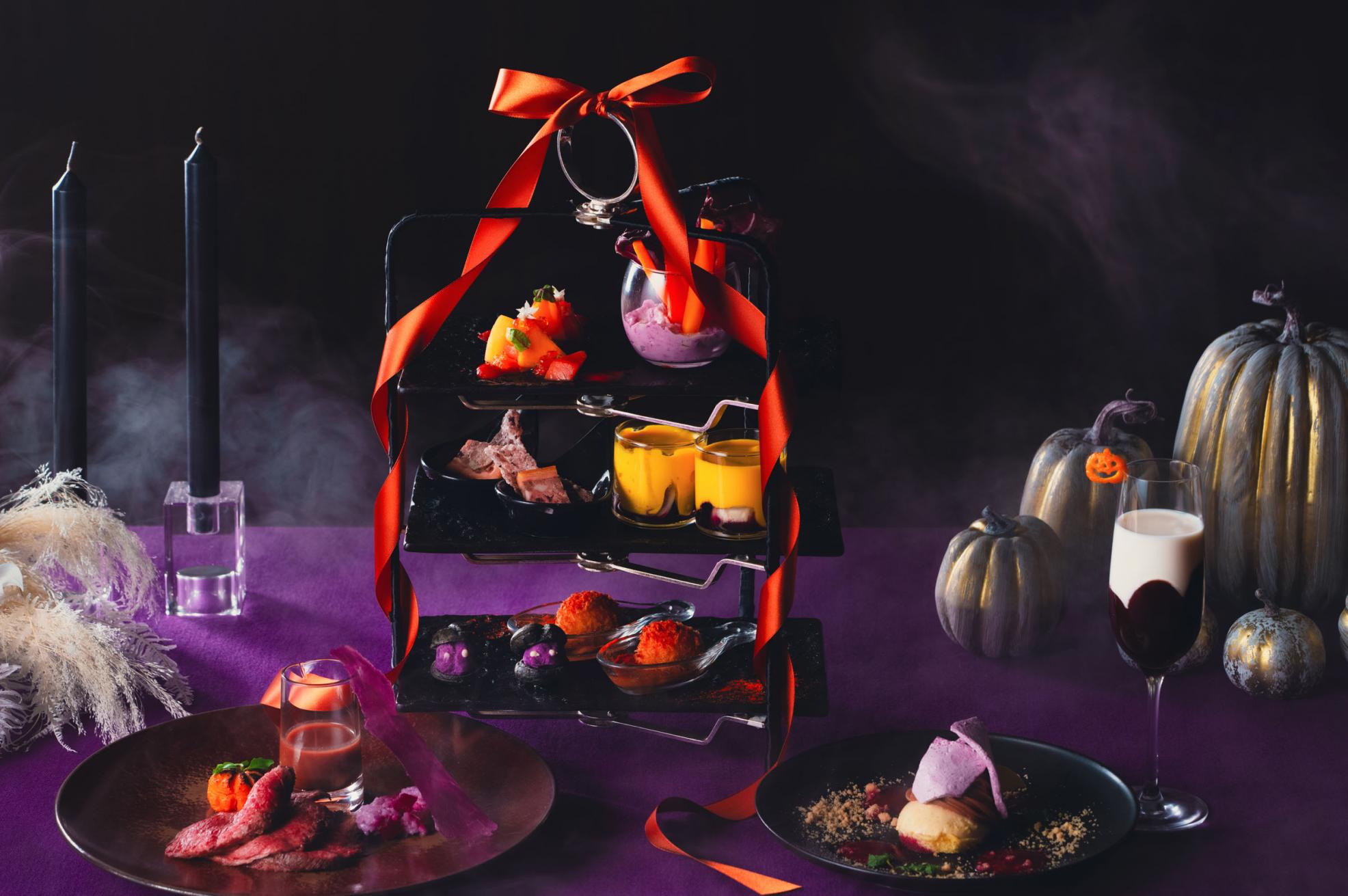 yEFXeBzezkY̐HނA₩ȃnEBJ[Ł@ԌuHalloween High Tea(nEB nCeB[)v