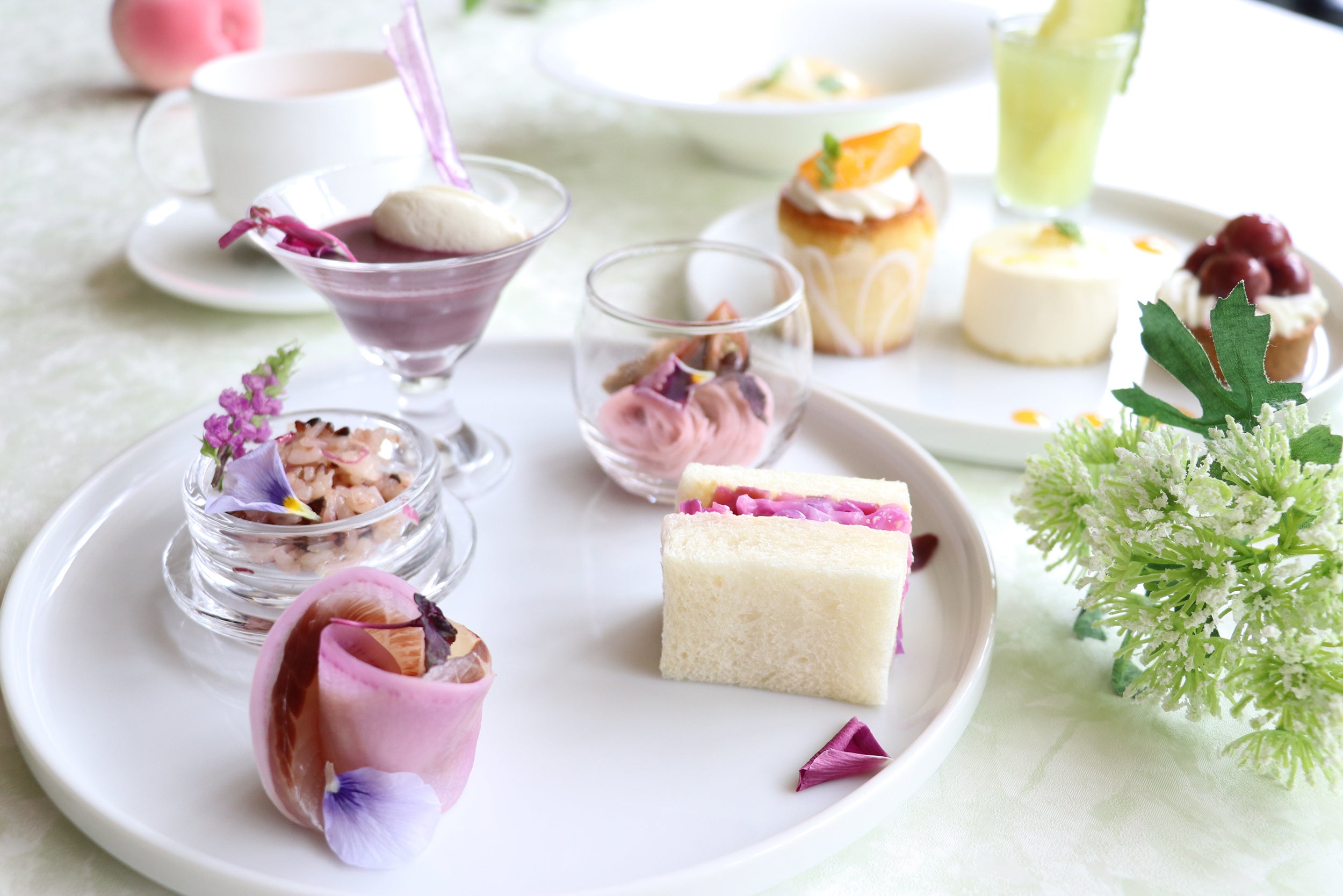 oCIbgJ[̃ZC{[ƐX⃁̃XC[cĂԁuLarboard Afternoon Tea ~Summer~v