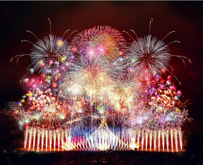 ԉ΂ƉỹVNŐEŖIwOԉΑ2022 - SANRIKU Fireworks Festival -x`Pbg̔JnI