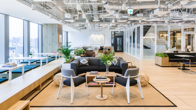 WeWork JapanAOMO by 샊][gƑo̗pҌ̃T[rXAgJn