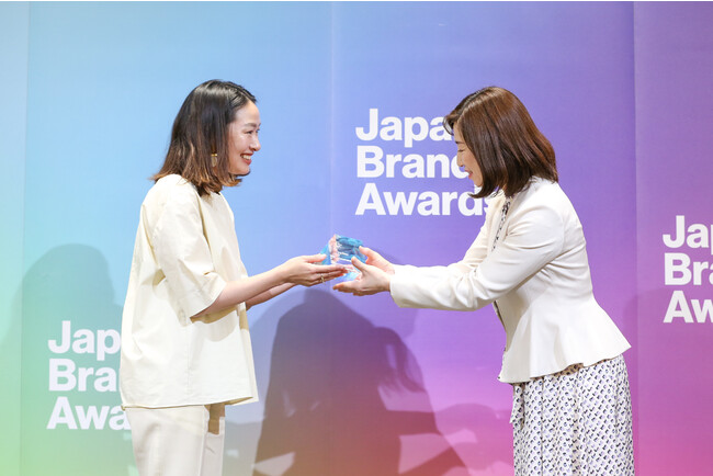 uJapan Branding Awards 2022vSANU uRising Starsv܁`ufBOʂZԂł̎Ɗg]`