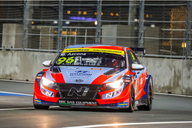 FIA WTCR ɂHyundai Elantra N TCR2022ÑhCo[Yƃ`[̃_u^Cgl