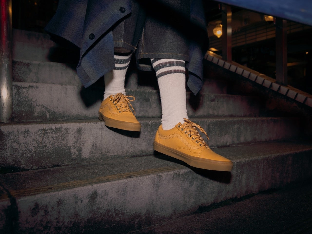 VANS WHEAT CLASSICS H~̑ʂEB[gJ[̃NVbNf Ly[BWAɒڃA[eBXgJUBEENp