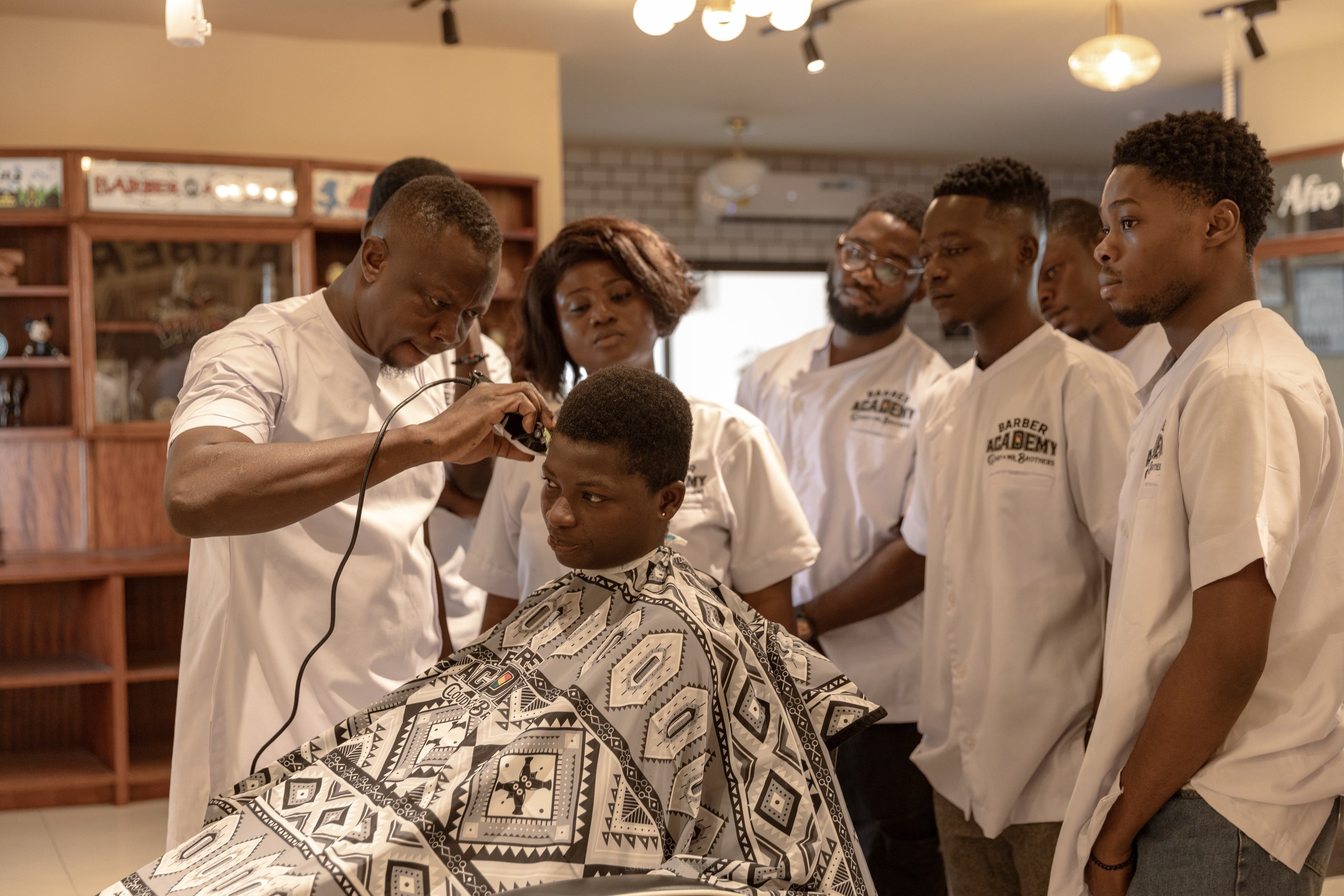 MR.BROTHERS CUT CLUB ~ BROSH ~ CLOUDYBARBER ACADEMY in GHANAJZLÕ|}[hAJbgNX2024N727iyjɃ[X