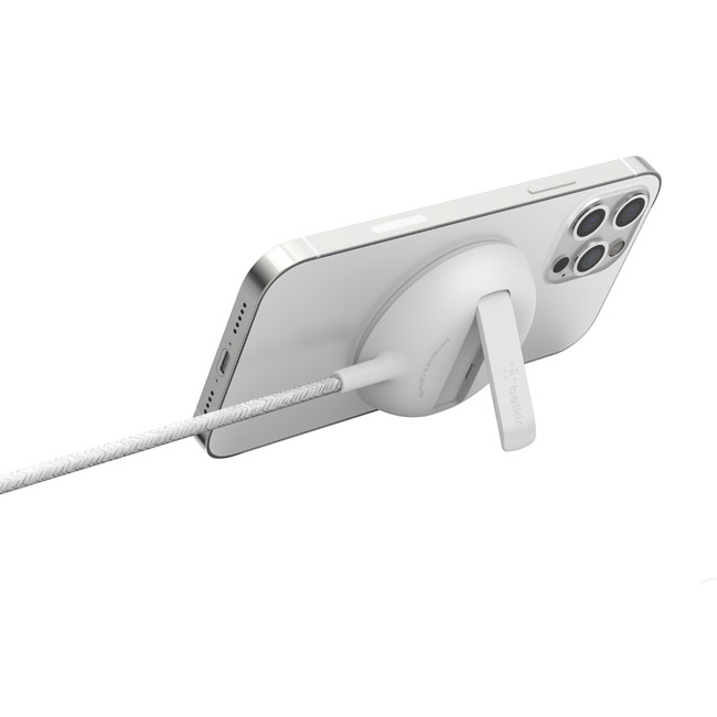 yBelkinzX^hɂȂ鎝^ѕ֗MagSafe[dpbhuBelkin BOOSTCHARGE PRO MagSafe|[^uCX[dpbh15WvJnI