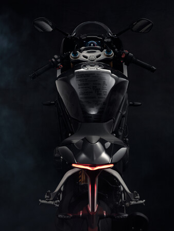 SPEED TRIPLE 1200 RR BOND EDITION