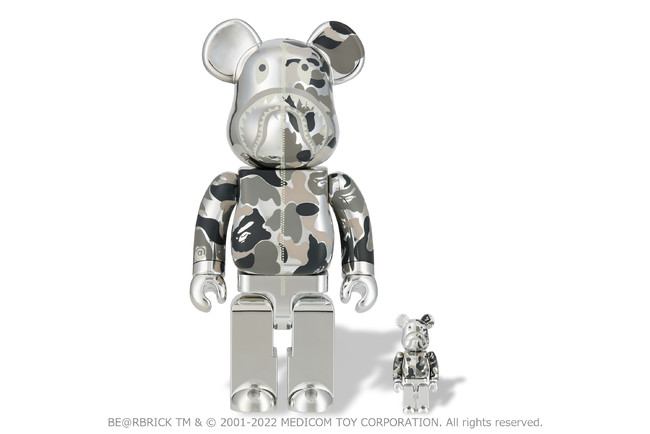 BE@RBRICK BAPE(R) CAMO SHARK GOLD & SILVER