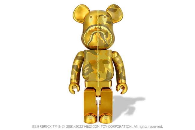 BE@RBRICK BAPE(R) CAMO SHARK GOLD & SILVER