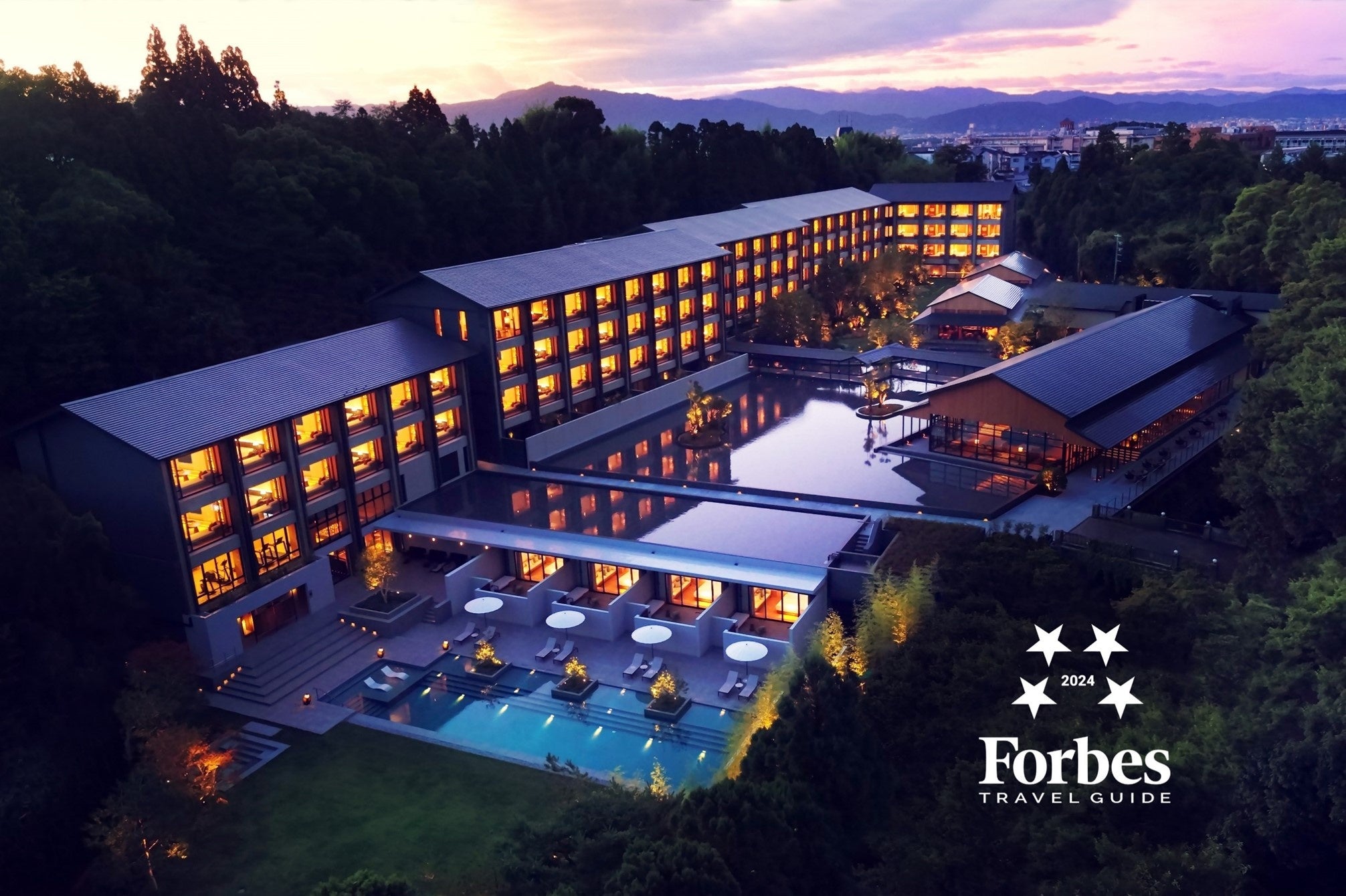 yROKU KYOTO, LXR Hotels & ResortszutH[uXEgxKCh2024vzeɂ 4 l