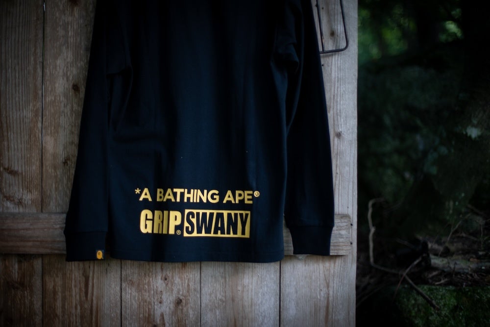 A BATHING APE(R) X GRIP SWANY