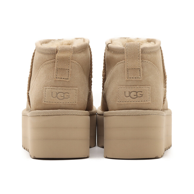 ꂩ̋G߂ɑ{UGG(R)lCu[cgClassic Ultra Mini Platformhatmos pinkXyVJ[9/6()ɓo