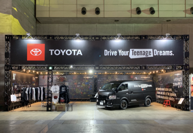 TOYOTA~BE@RBRICK R{2e g^̐VsvWFNgwDrive Your Teenage Dreams.xlC̊uTOY_OTA(gC-I^)v̑2e