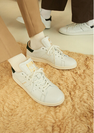 adidas Originals̃ACRƂĎ𒴂ĈꑱX^X~X烉OWA[ȃ[h܂Ƃv~AEGfBVouSTAN SMITH LUXv