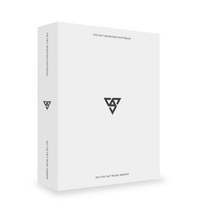 SEVENTEEŇtHgubNuTHE FACT SEVENTEEN PHOTOBOOKwYOU ARE IN USxvق̊oɂHMVōčĔ̔JnI